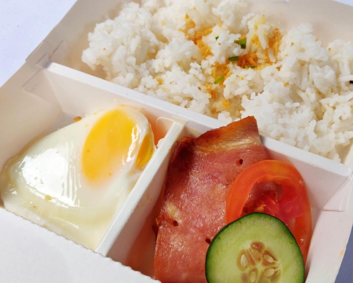 Reddoorz Premium Near Greenbelt Makati - Vaccinated Staff Makati City Kültér fotó