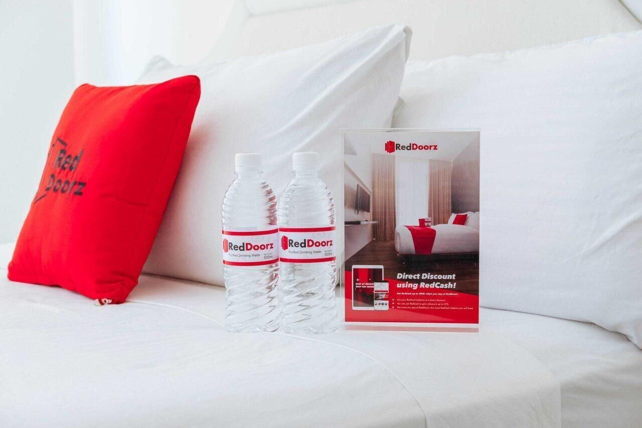 Reddoorz Premium Near Greenbelt Makati - Vaccinated Staff Makati City Kültér fotó