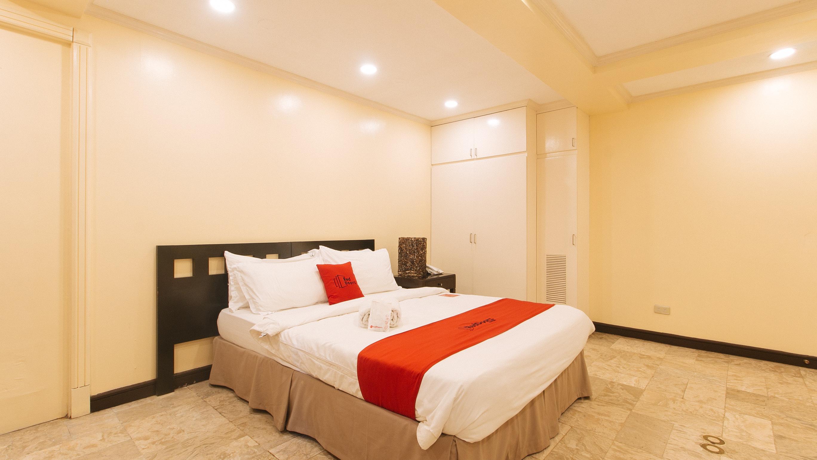 Reddoorz Premium Near Greenbelt Makati - Vaccinated Staff Makati City Kültér fotó