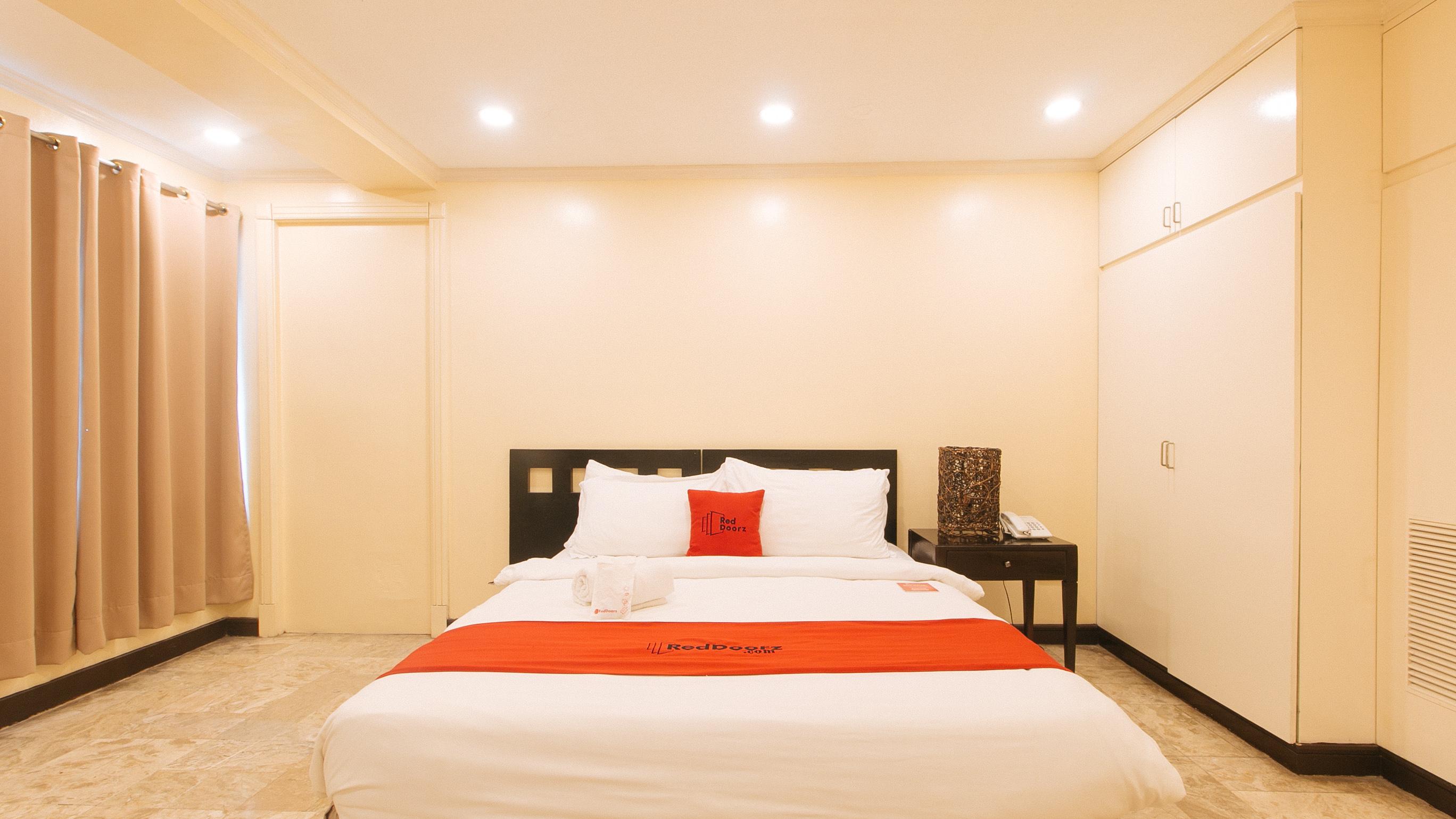Reddoorz Premium Near Greenbelt Makati - Vaccinated Staff Makati City Kültér fotó