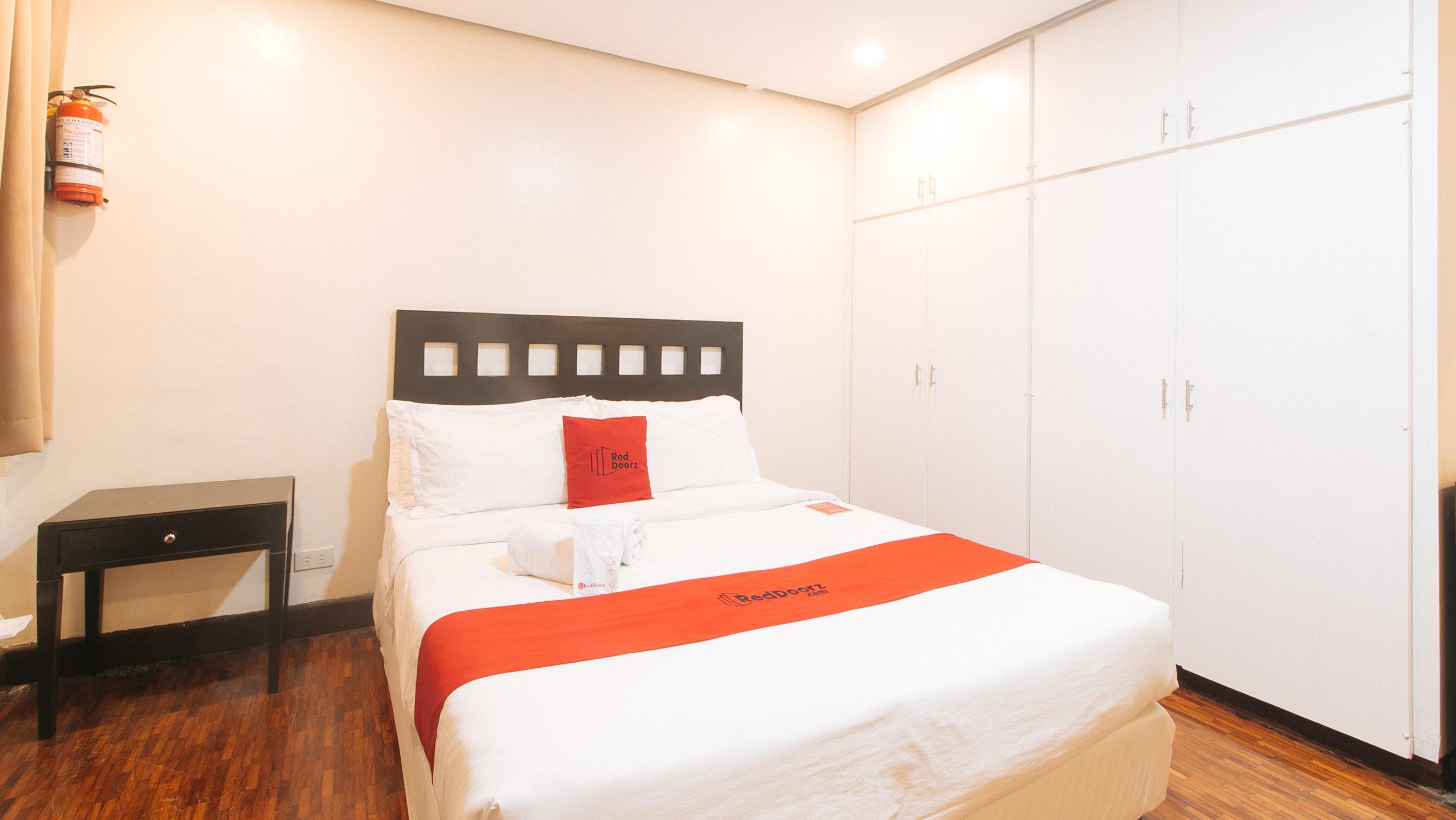 Reddoorz Premium Near Greenbelt Makati - Vaccinated Staff Hotel Makati City Kültér fotó