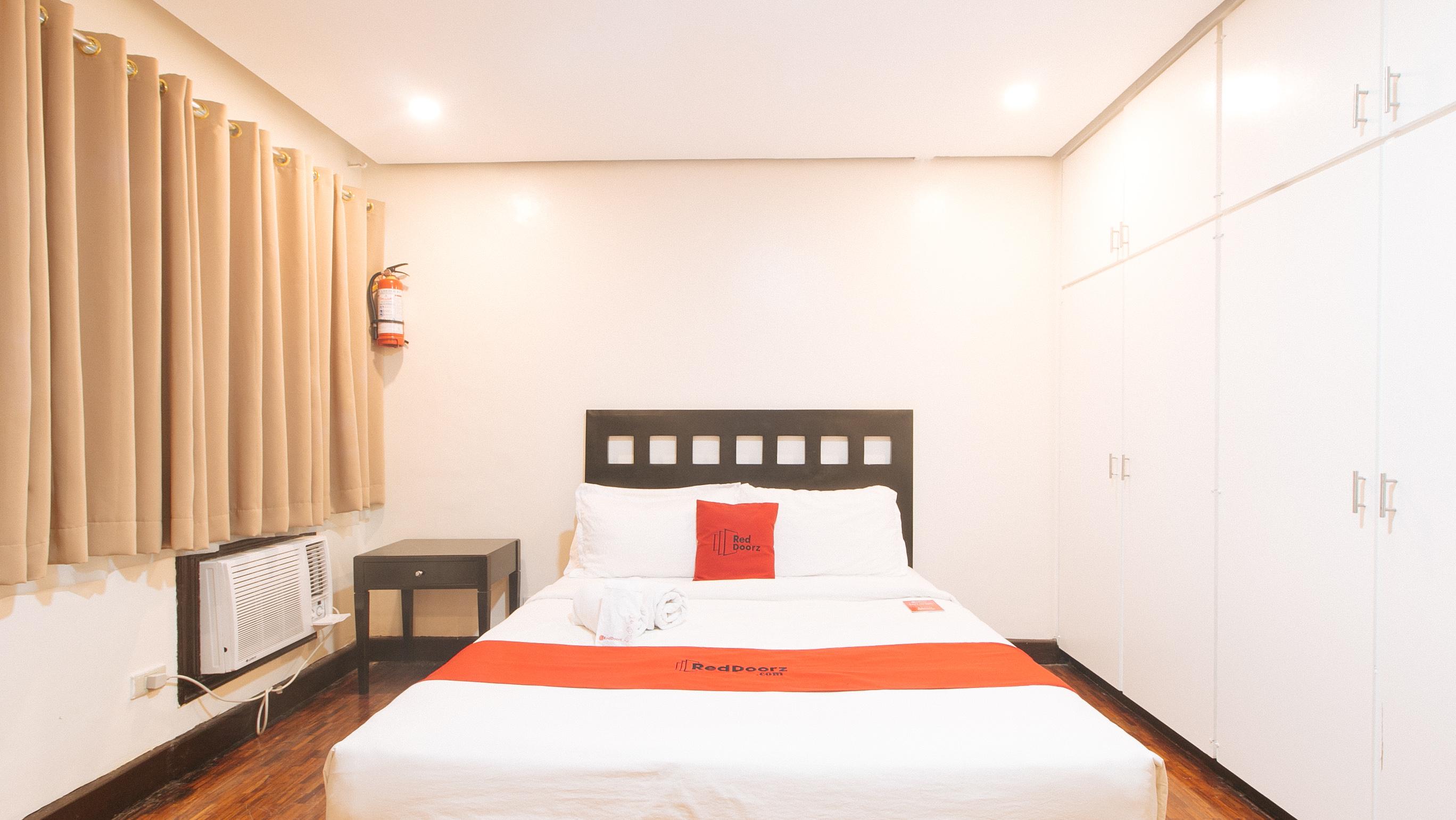 Reddoorz Premium Near Greenbelt Makati - Vaccinated Staff Makati City Kültér fotó