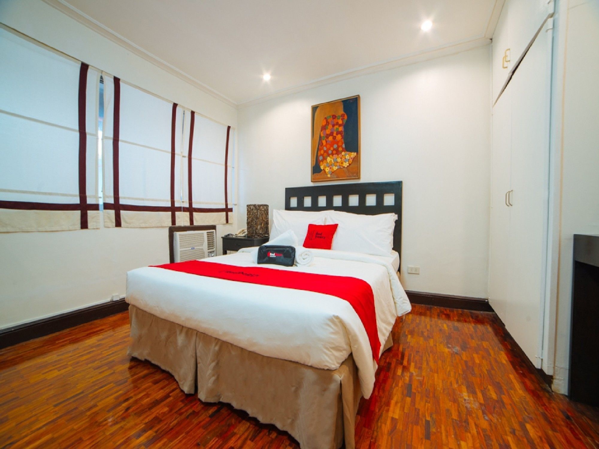 Reddoorz Premium Near Greenbelt Makati - Vaccinated Staff Hotel Makati City Kültér fotó